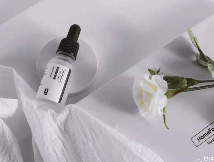 烟酰胺原液白天能用吗，烟酰胺原液需要避光使用吗