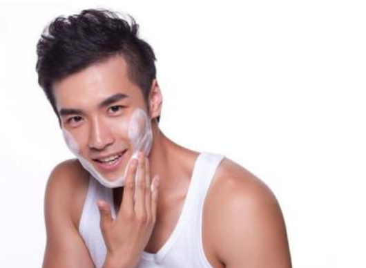 男士美白祛痘面膜哪个好，男士美白祛痘面膜推荐
