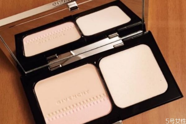 粉饼的粉扑怎么存放不发霉，粉扑有霉点怎么清洗