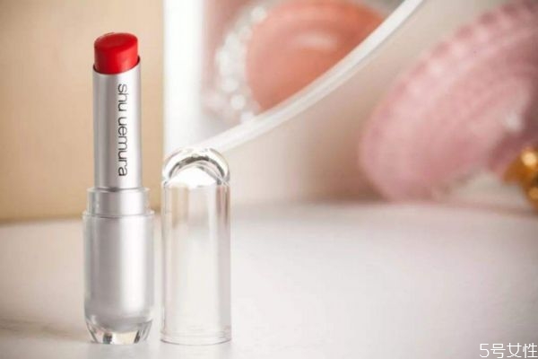 口红打开后可以用多久，口红开封三年还能用吗