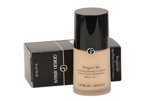 阿玛尼粉底液怎么用，阿玛尼几款粉底液的区别