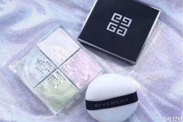 定妆粉和修容粉哪个先，散粉和高光哪个先用