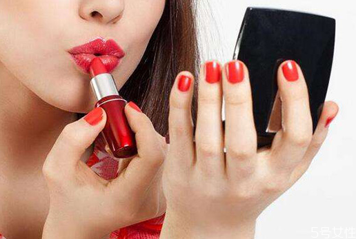 口红叠涂原则，口红叠涂颜色推荐