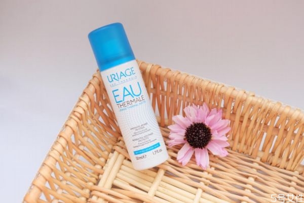 过期的保湿喷雾还可以用吗，过期的保湿喷雾有什么用