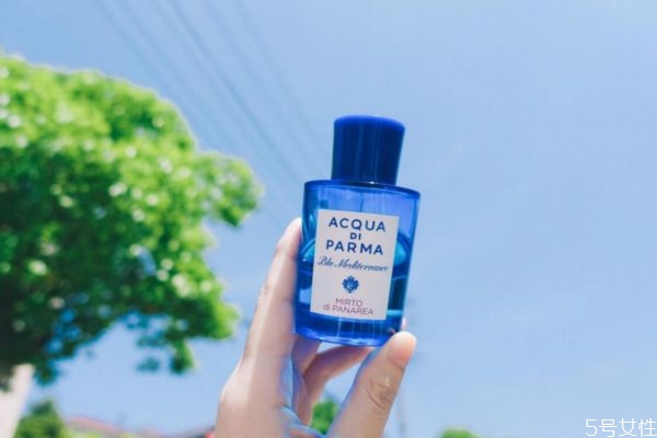 一瓶100ml香水能用多久，香水开封后会挥发吗