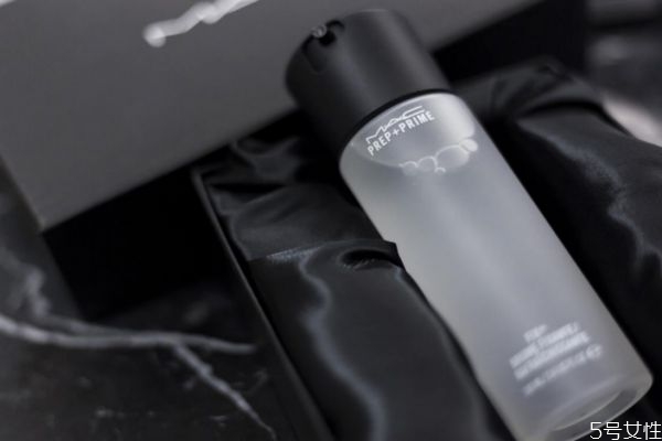 有必要用定妆喷雾吗，用散粉后还需要用定妆喷雾吗