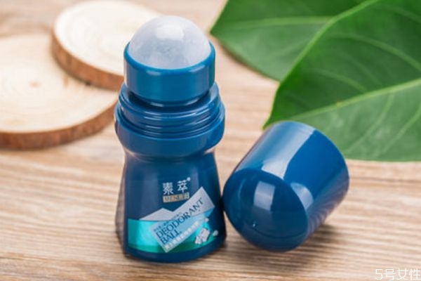 止汗露能治疗汗手症吗，止汗露去狐臭的副作用