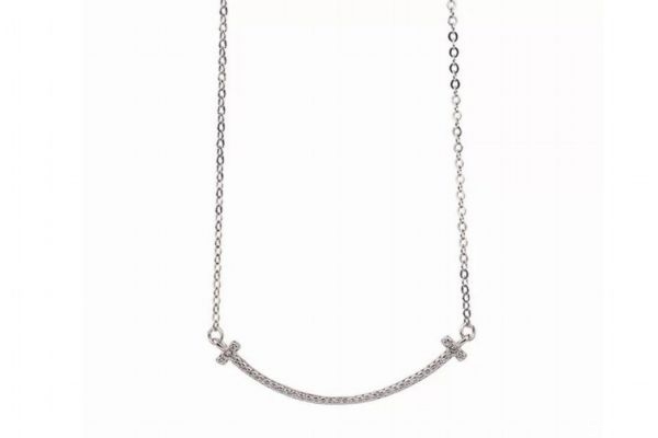 纯银项链会引起过敏吗，戴纯银项链有哪些好处