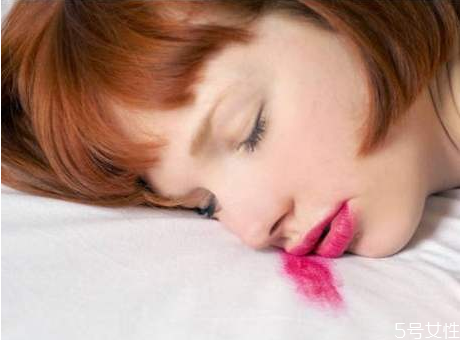 带妆不能超过几个小时，偶尔带妆睡一晚可以吗