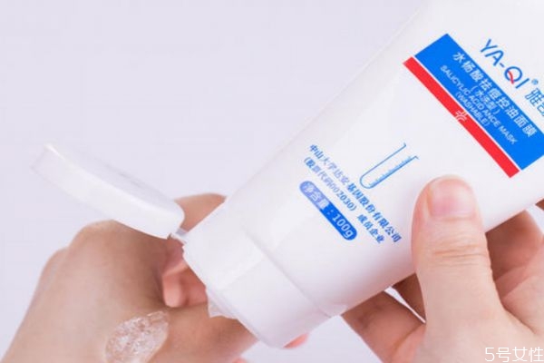 ​水杨酸去鸡皮有用吗，怎么正确使用水杨酸