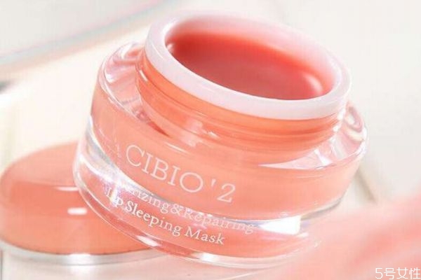 怎么看唇膜有没有过期，唇膜一般多久过期