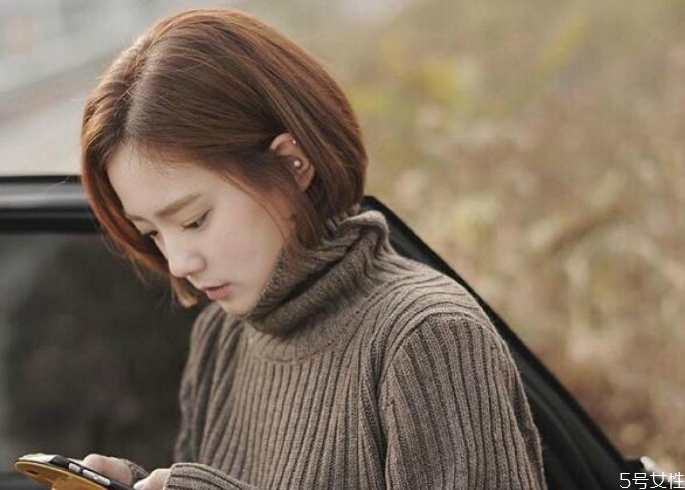 短发拉直好看吗，头发拉直太死板怎么办