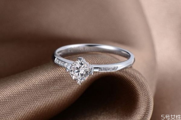 钻石能换黄金吗，钻石是什么材质