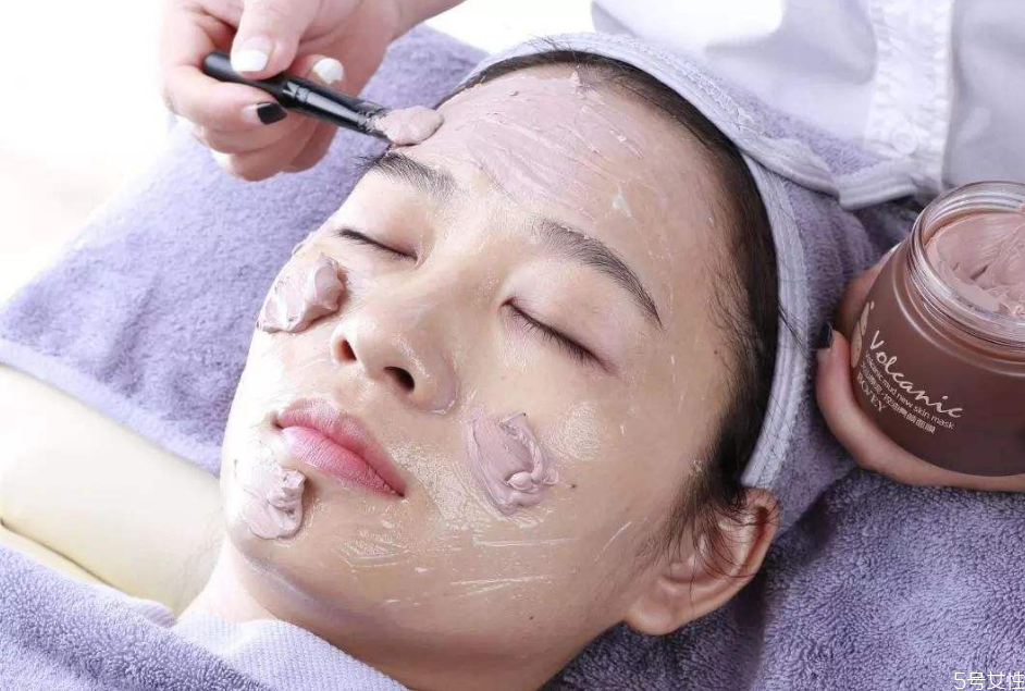 泥膜弄进眼睛怎么办，泥膜敷太久会怎样