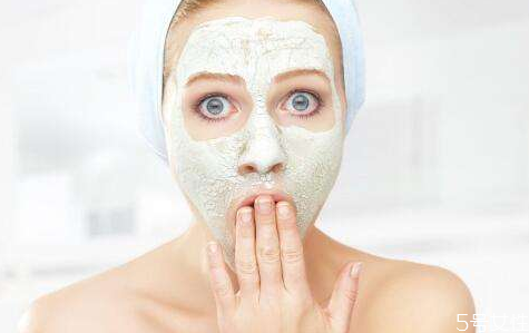 敷面膜可以敷在眼睛周围吗，面膜不避开眼周会怎么样
