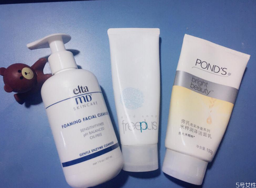 氨基酸洗面奶洗完脸干是怎么回事，用完氨基酸洗面奶脸干怎么办