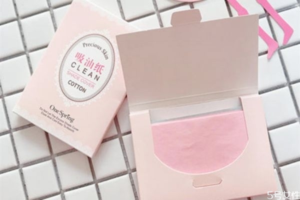 为什么不能用吸油纸摩擦脸，油皮可以经常用吸油纸吗