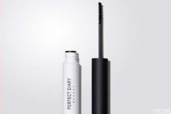 睫毛膏卸妆水卸不掉怎么办，卸睫毛膏一定要用卸妆棉吗