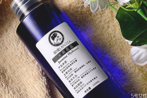 纯露放冰箱后再拿出来用不会变质吗，纯露过期了还能用吗