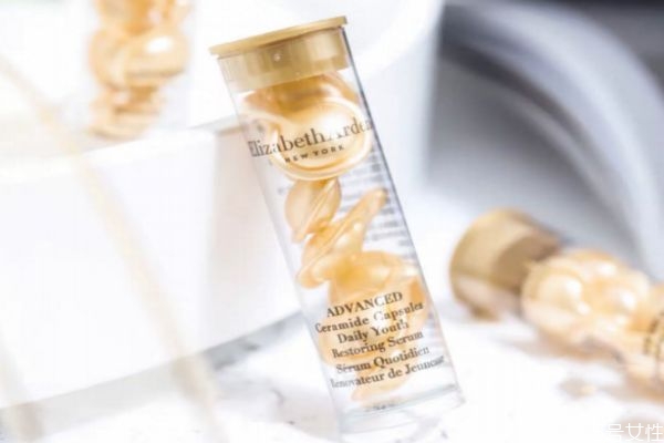 先用雅顿金胶还是先敷面膜，先用雅顿金胶还是先用眼霜