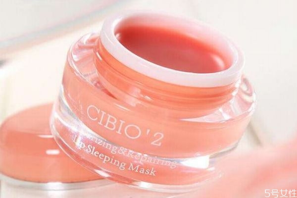 唇膜可以吃吗，贴唇膜嘴巴疼怎么办