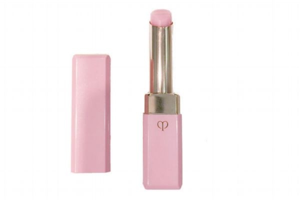 变色唇膏对嘴唇的危害，润唇膏和变色唇膏的区别