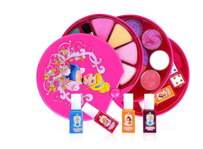 儿童化妆玩具能往脸上涂吗，儿童化妆品玩具有毒吗