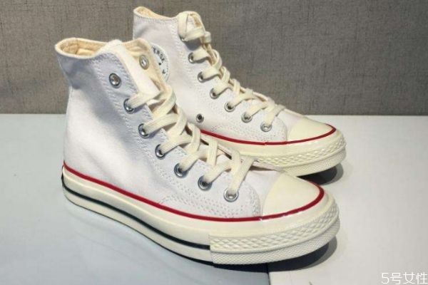 chuck70和1970s一样吗，匡威1970s性价比高吗