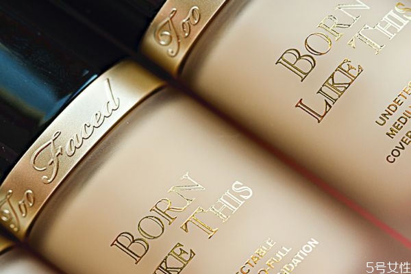 粉底液是bb霜吗，买bb霜好还是粉底液好