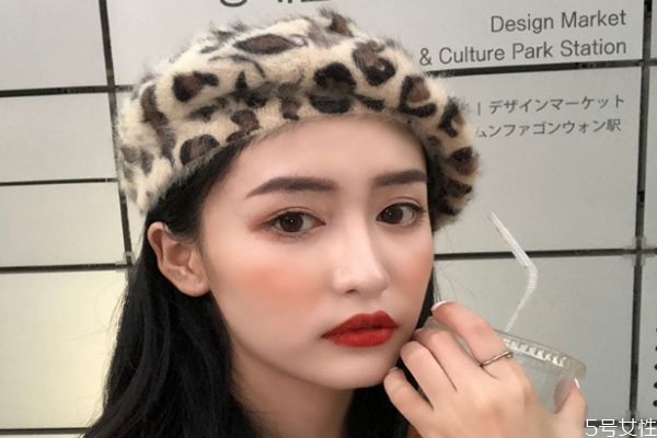 羊毛帽子变形了怎么办，软塌的帽子怎么撑起来