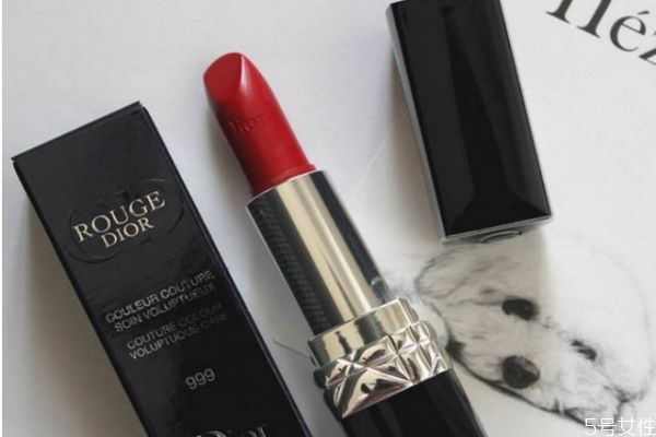 迪奥口红和tf哪个好用-tom，ford和迪奥选哪个