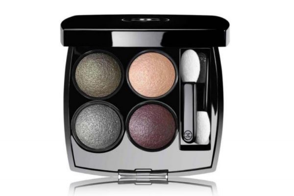 香奈儿眼影保质期一般多久，香奈儿眼影怎么样