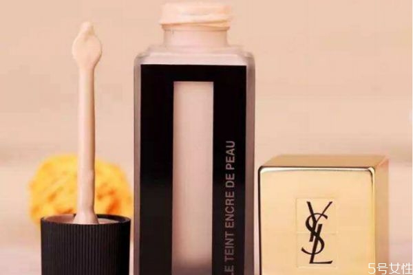 哑光粉底液什么意思，粉底液哑光的好还是光泽的好