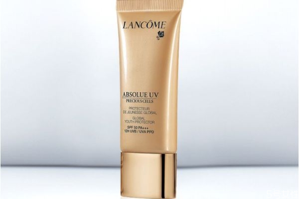 只用防晒不用隔离可以吗，隔离霜的作用和重要性