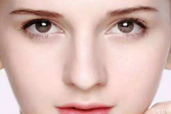 如何消除脸部水肿，脸部消水肿的最快方法