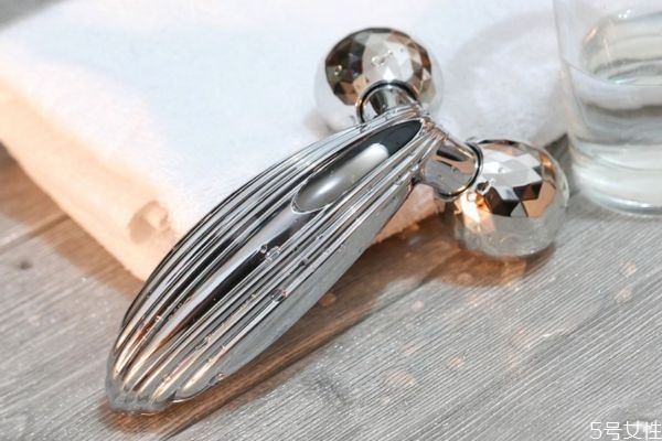 refa托运还是随身带，美容仪是托运还是随身携带