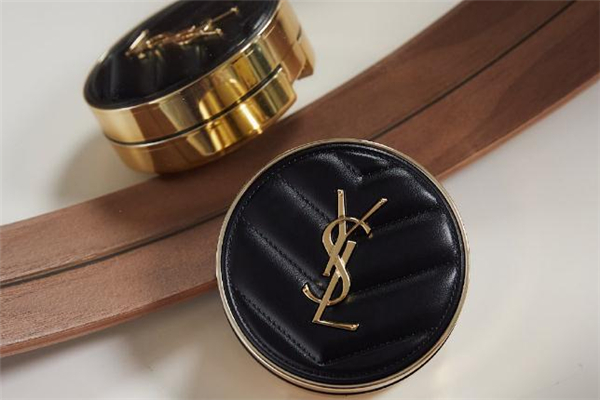 ysl皮气垫怎么样，ysl皮气垫好用吗