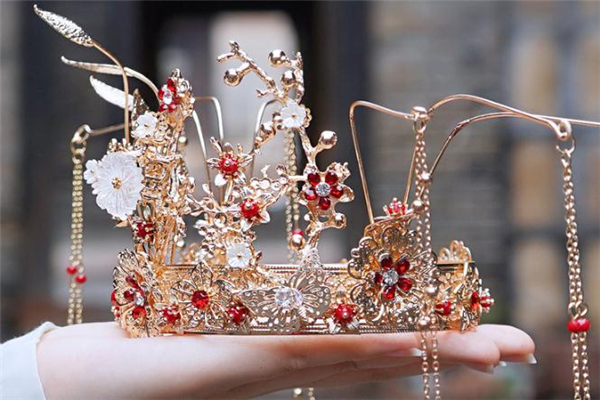 汉服发冠怎么戴，汉服发冠日常可以戴吗