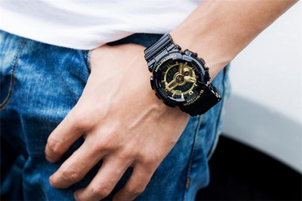 卡西欧ga110真假鉴定，卡西欧ga110防水吗