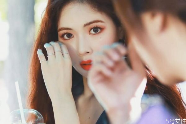 打瘦脸针和打v脸一样吗，打小脸针和瘦脸针有什么区别