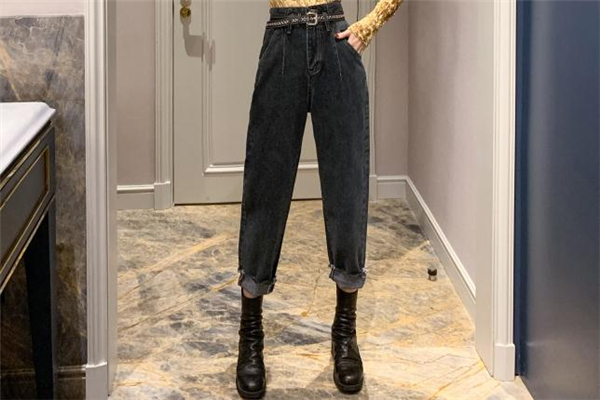 老爹裤搭配什么鞋，老爹裤配什么鞋子好看