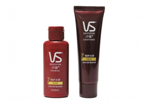 头发干枯用什么护发素，头发干枯怎么样护理