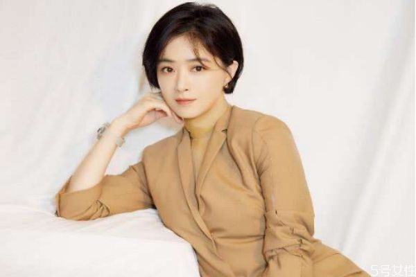 齐耳短发日常怎么打理，齐耳短发怎么烫发好看