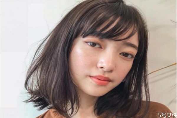 锁骨发是不是一定要烫染，剪锁骨发需要烫和拉直吗