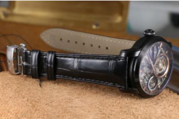 鳄鱼皮表带怎么保养，鳄鱼皮表带保养的方法