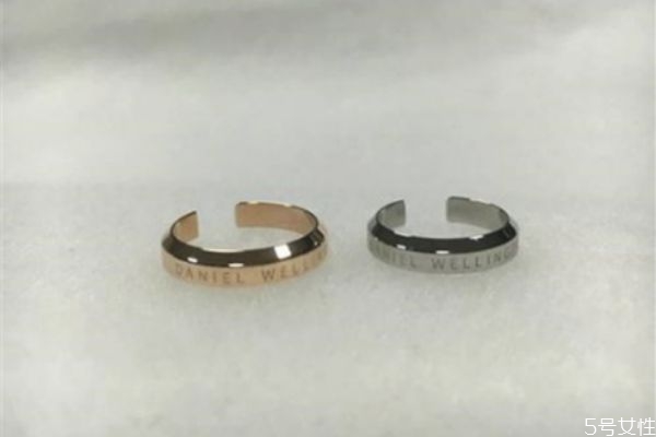 dw戒指什么材质，dw戒指为什么这么贵