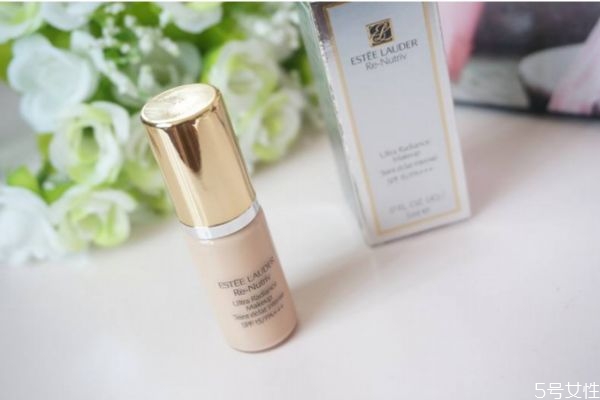 粉底液什么时候用合适，使用粉底液需注意