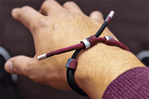 rastaclat小狮子手链怎么调松紧，小狮子手链绳太长可以剪掉吗