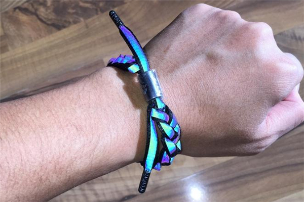 rastaclat小狮子反光手链真假，小狮子反光手链多少钱