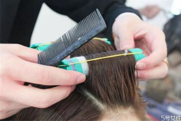 摩根烫药水什么时候抹，摩根烫药水刷上去等多久